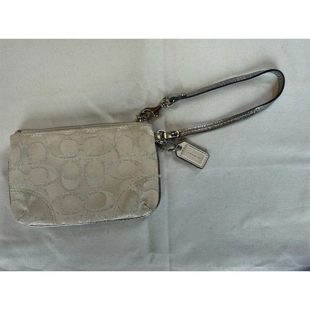 Coach Signature C Wristlet Clutch Cream Khaki Silver Small Zip Pouch Strap